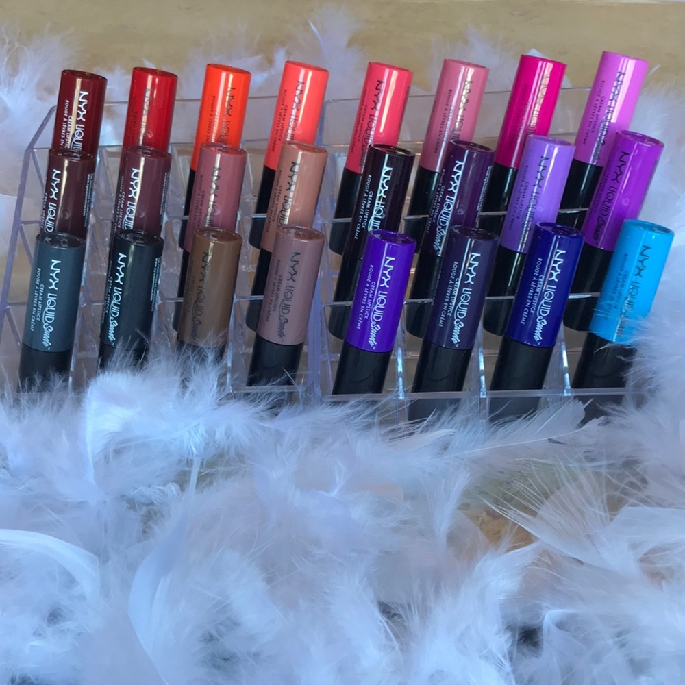 Nyx mini liquid suede vault